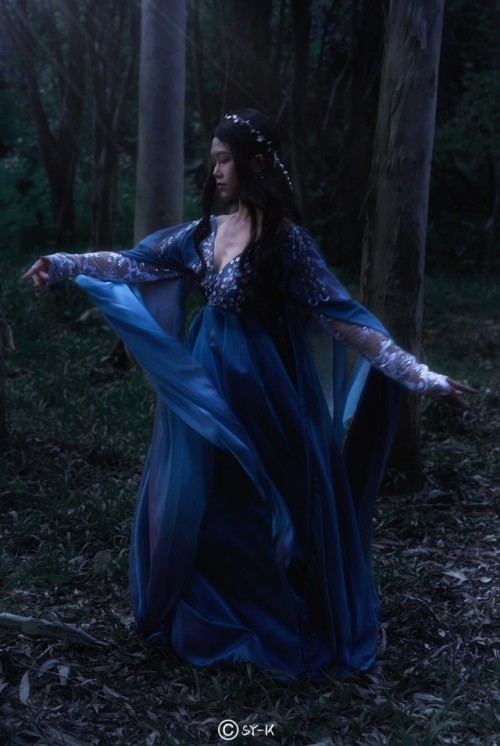 kazesyiiinnn:Luthien Tinuviel by mePhoto by YURINew version for Luthien~I FEEL ALIVE