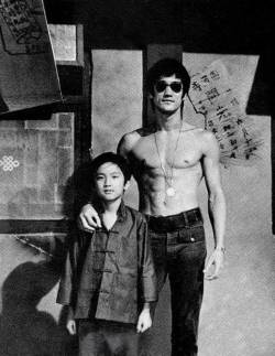 goleejunfanfan:  Vic Viggo Bruce Lee Forever