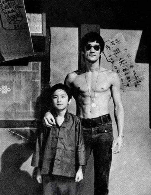 goleejunfanfan:  Vic Viggo Bruce Lee Forever Facebook 