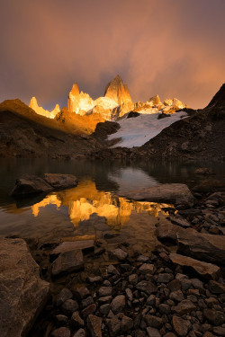 travelingcolors:  Bronze Light, El Chaltén | Argentina (by Hougaard Malan) 