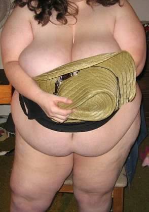 wickedlywenchy:  I think I need a bigger hat….lol   Or you could just move it