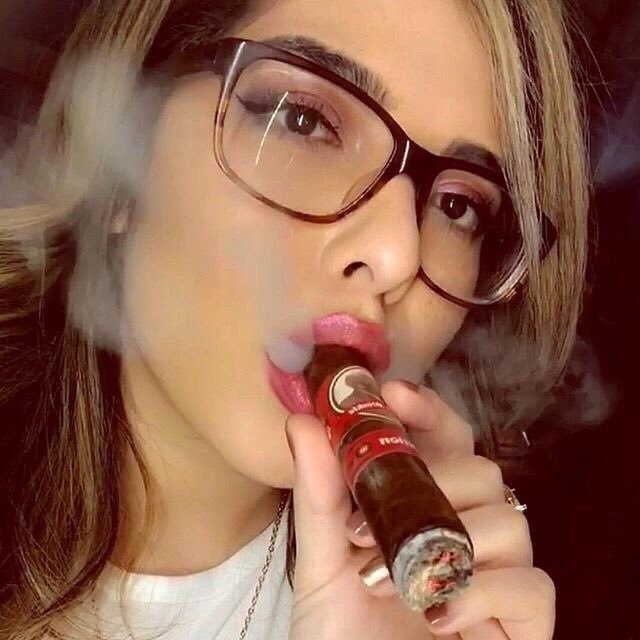cigarcapnolagnia: