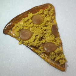 lich-mistress:  volkof505:  Pizza dabs!!   FUCK