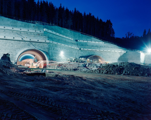 PHOTOBOOK: KURT HÖRBST – S10ONE OF THE LARGEST ROAD CONSTRUCTION PROJECTS IN AUSTRIA, THE S10 HIGHWA