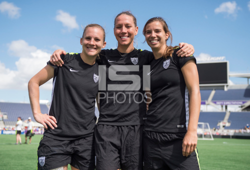 socceranduswnt:  New Kids at their last USWNT practice togetherUSWNT Open Practice ||  WWC Victory Tour ||  October 24, 2015