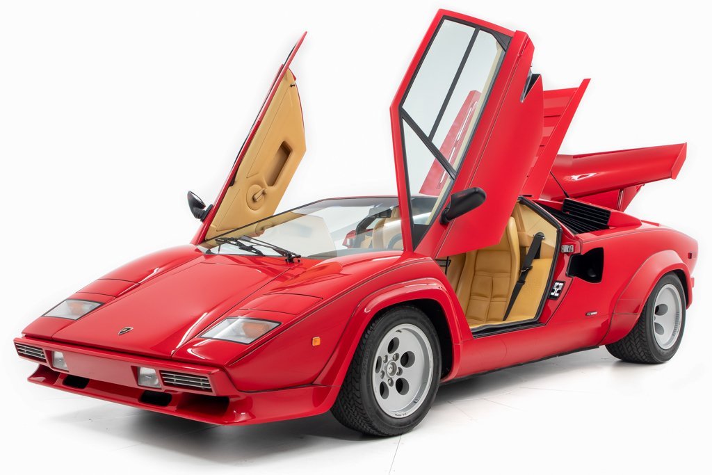 carsthatnevermadeitetc:  Lamborghini Countach 5000 S, 1984. One of just 321 examples