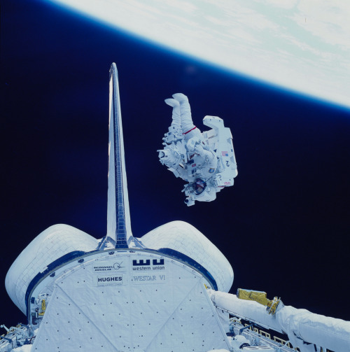 Bruce McCandless goes aloft from the Shuttle Pallet Satellite (SPAS) during an STS-41B EVA. &nb