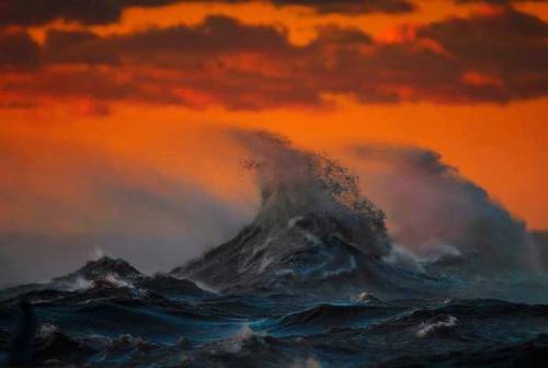 archatlas:  Liquid Mountains Dave Sandford   Recently, I have felt drawn to the lakes that are virtually in the backyard of my hometown of London, Ont., Canada. Specifically, the awe-inspiring Great Lakes. Lake Erie, the 4th largest of the Great Lakes