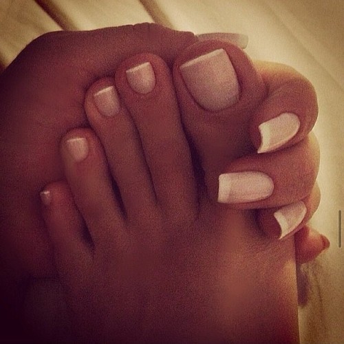pedicuredsexy: @pedicuredsexy <3 <3*11000+Followers 4000+Posts*
