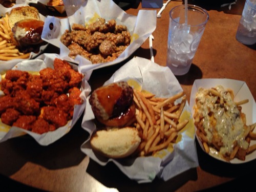 blondesquats:blasian-aesthetics:  You guys aren’t ready for this.. 25 boneless garlic Parmesan,  25 boneless hot, steak burger w/onion ring and bbq sauce, and last but not least a basket of cheese fries layered  with garlic Parmesan sauce..  PORN