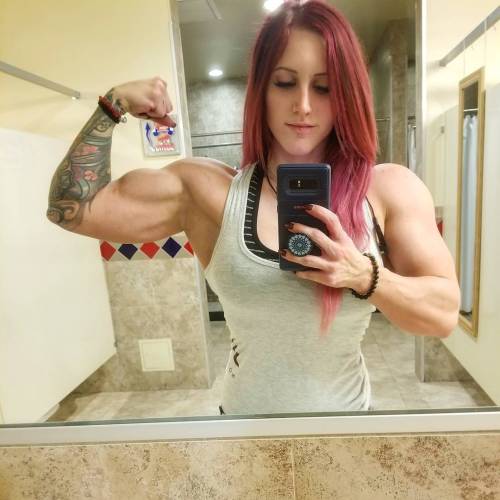 Sexy Female Muscle