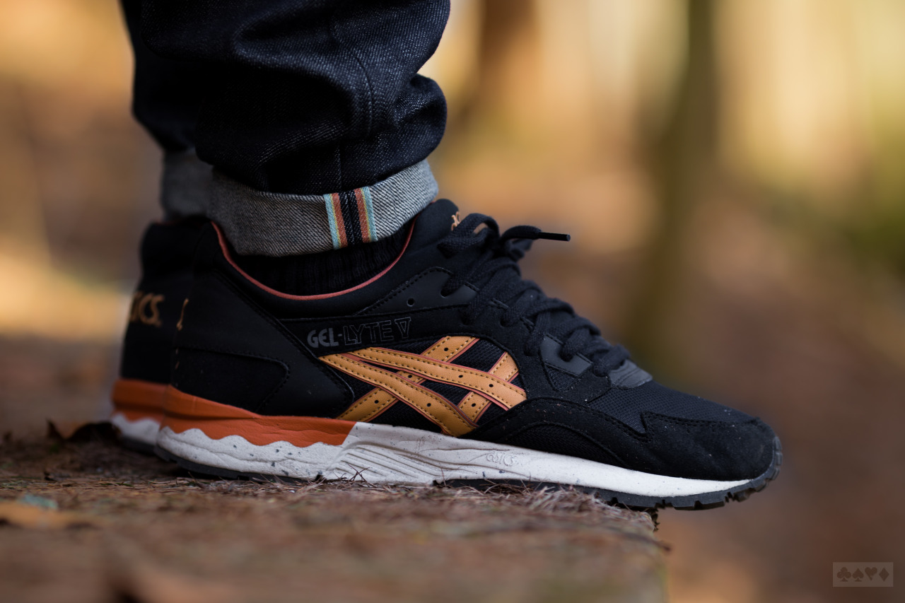 asics gel lyte v black tan