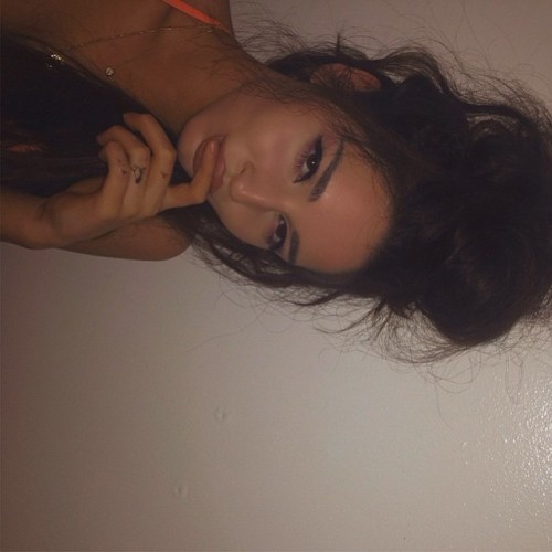 luxurygoldgodess:  @ohyesvina