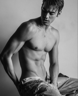 somegoodthings:  Scott Gardner