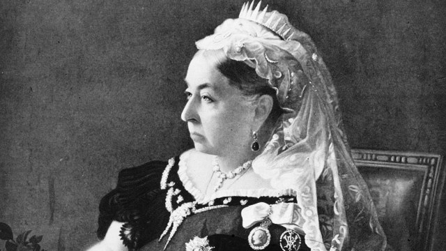 mortisia:  A Victorian Obsession With Death Fetishistic Rituals Helped Survivors