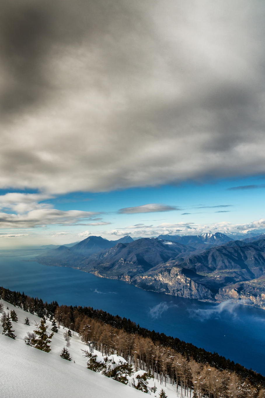 l0stship:  above the limits [by Mattia Bonavida] (source)