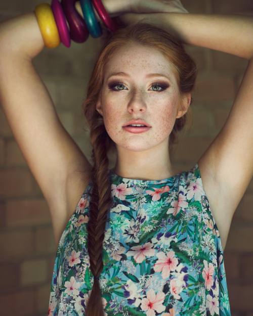 countrymusicvideosonline:Madeline Ford