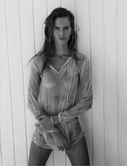 bomshells:   Izabel Goulart in “Ipanema”