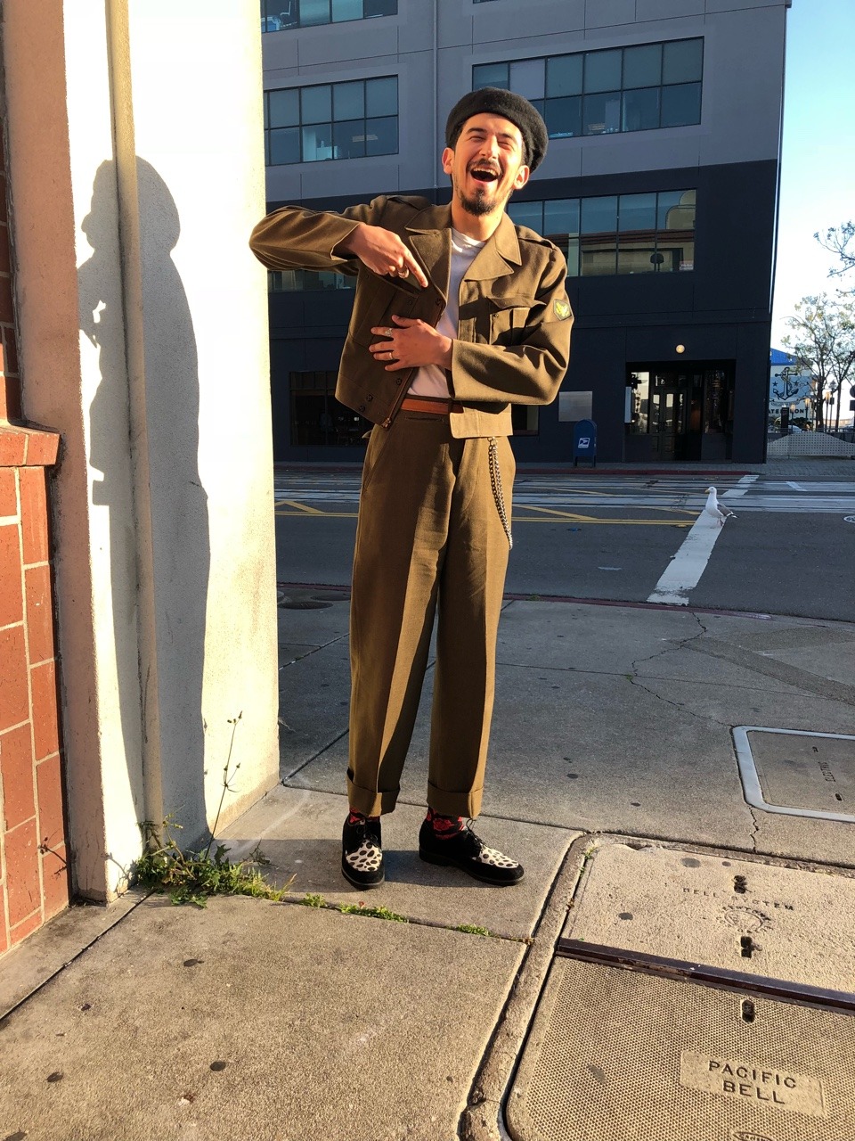 santanabellas:  that boy @lightwork 