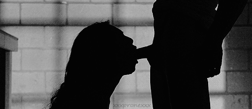 submissiveinclination:  heartandarmor:  Heart &amp; Armor Crawl to you and feed