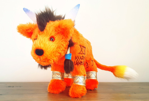 I finally made a Red XIII plush. This is reworked from an earlier attempt in order to get the body p