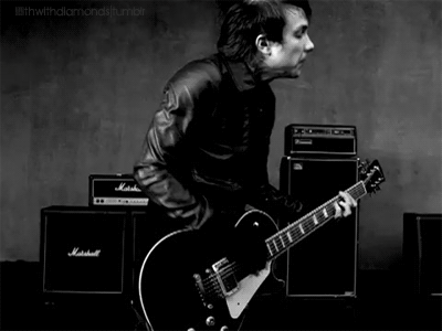 25cellophane31:  5’6 maniac guitarist 