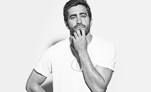  i have this hobby where instead of actually drawing i poorly edit jake gyllenhaal to look like