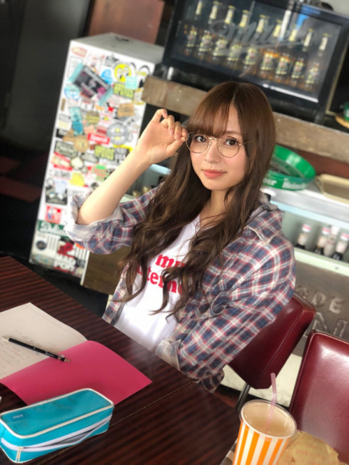 omiansary27:    UTB編集部  