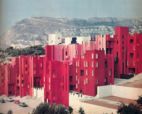 archiveofaffinities:  Ricardo Bofill, La Muralla Roja, Calpe, Alicante, Spain 1973
