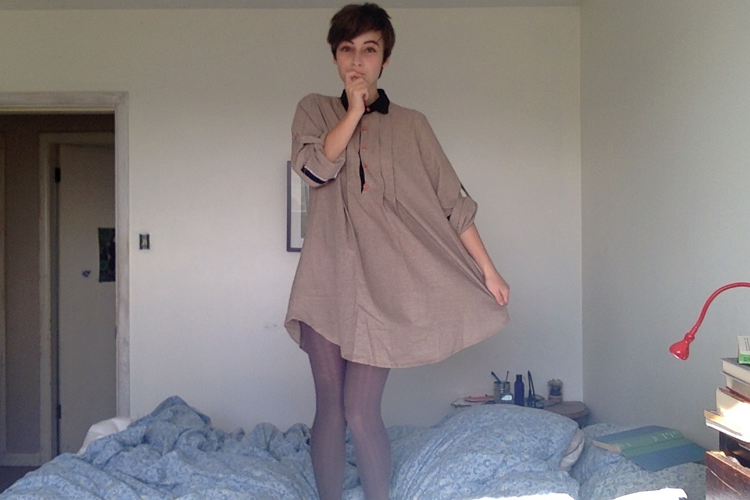 dirtbf:  dirtbf:  this dress makes me feel so cute   i had to stand on my parents