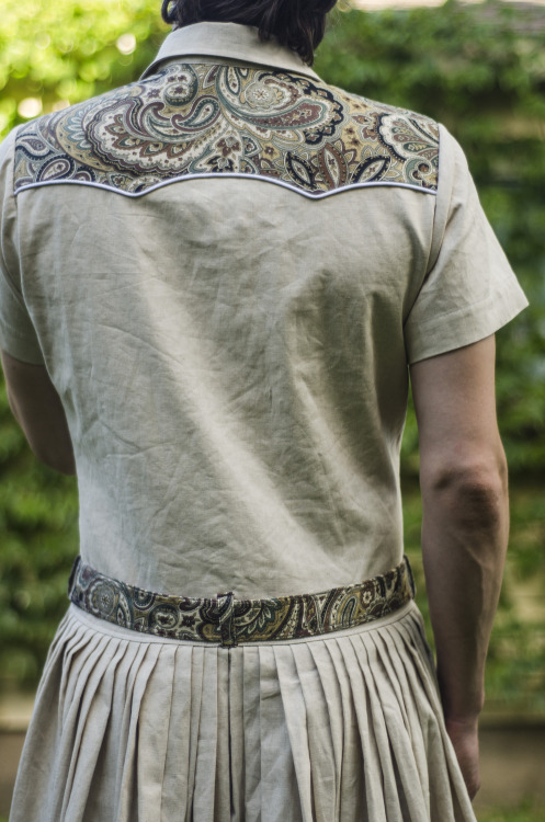 wilwheaton:  jenndoesnotcare:  thebibliosphere:  frei-rancken:  funereal-disease:  iwilltrytobereasonable:  graceduval:  In early July a close friend of mine asked me to make him a dress for a friend’s upcoming wedding. As a huge contra dance fan and