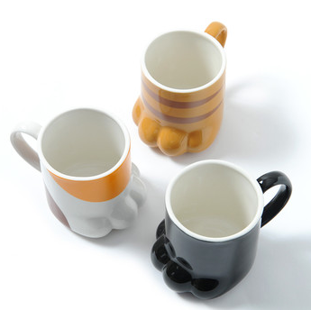 sablealice:  mairah-ariana:  manaphy:  Cat Paw Mug (ů.76 each) Get บ off with this code   TOM’s welcoming gift  THESE ARE SO CUTE I dunno if you’ve seen these yet but… buscarron lookit  im scream i wish i had room for a full set of these lmao