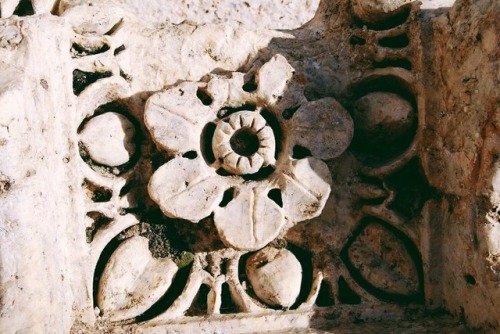 thoughtsforbeees:&lt;i&gt;the ruins at Ba`albek // Lebanon