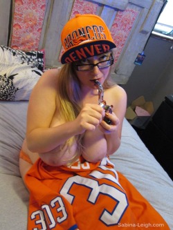 sabinaleigh:  Go Broncos!  More pics on