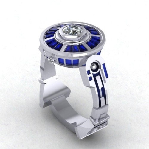 dahbahtman:  Geek Engagement Rings R2-D2 (Star Wars) Star Trek Insignia (Star Trek) Tri Force (Legend of Zelda) Spiderman  Hello Kitty  Decepticon (Transformers) Space Invader  Playstaion  Portal Metroid  Geek Engagement Rings Boxes Geek Engagement
