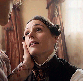 softpng: “Anne, I adore you. When I’m with you nothing else matters, the whole world mak