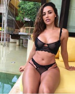 latino-beauties:  Ana Cheri