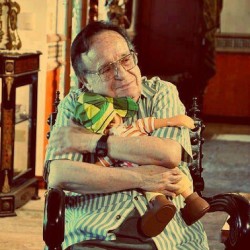 mille-raisons-de-sourire:  Años de risas y buenos momentos en familia frente a la TV 💚 Vuelta alto Chespirito 😢