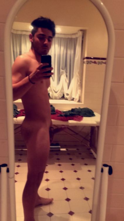 requestedstraightdudes:  Another post of mine from my old blog. Enjoy! xx 