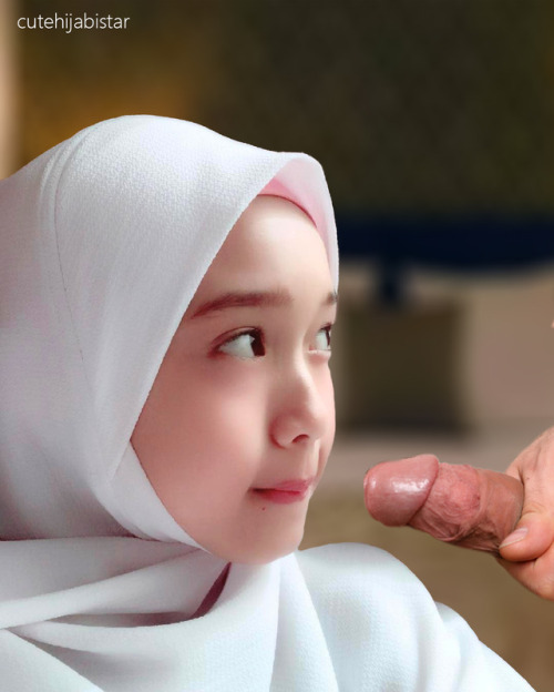 cutehijabistar: Cuteness of Liya! ^^