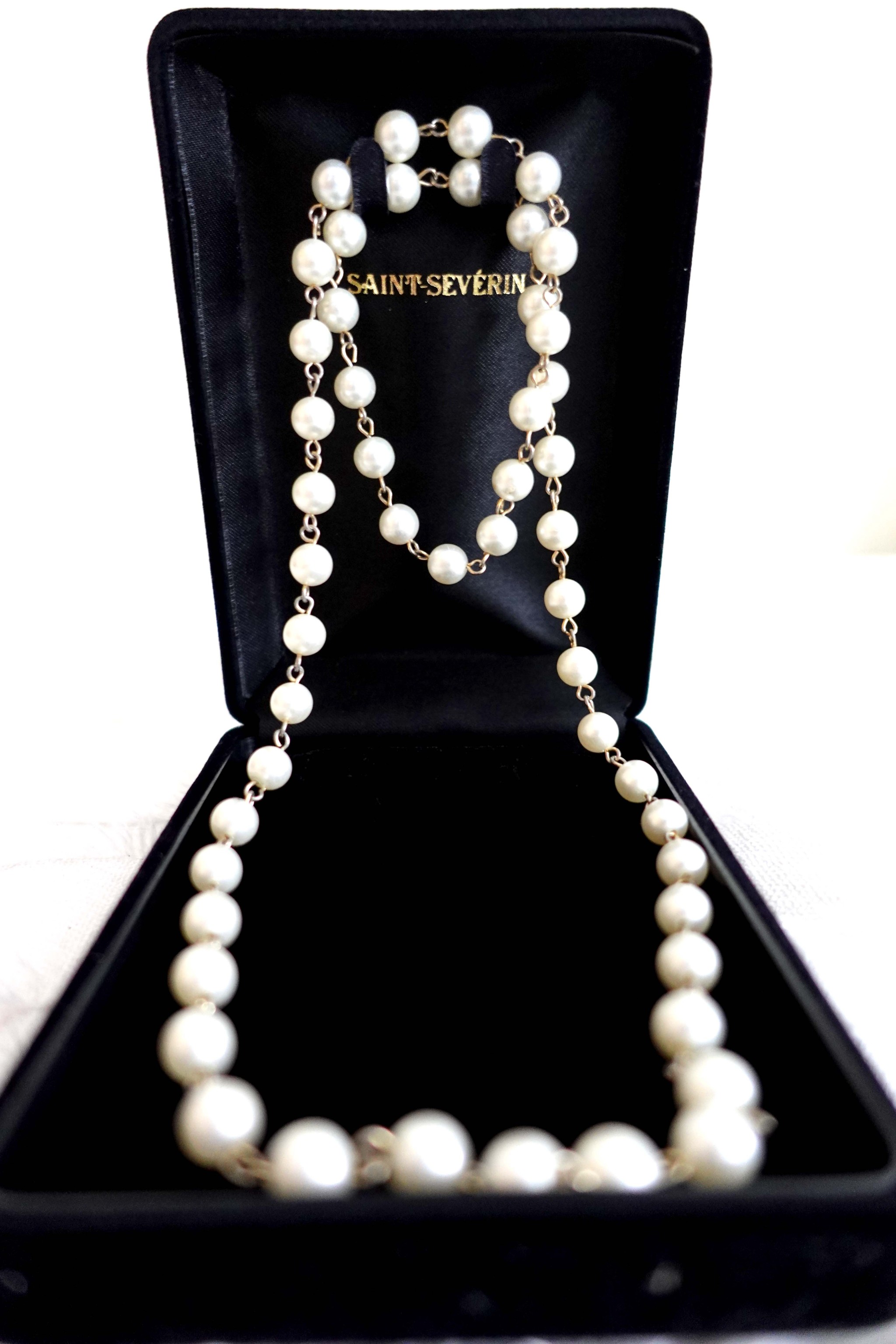 AOOVOO Pearl Necklace Set for Women Girls, 8mm Round Shell Pearl Includes  Stunning Bracelet and Dangle Earrings 3 Piece Jewelry, Birthday Christmas