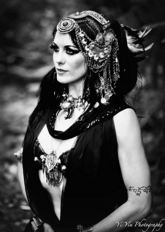 poisoned-calla:  Tribal fusion bellydancer - NagaSita Photography by Yi Yin Photography