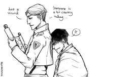 niuniente:  Cranky Levi likes to wrap himself