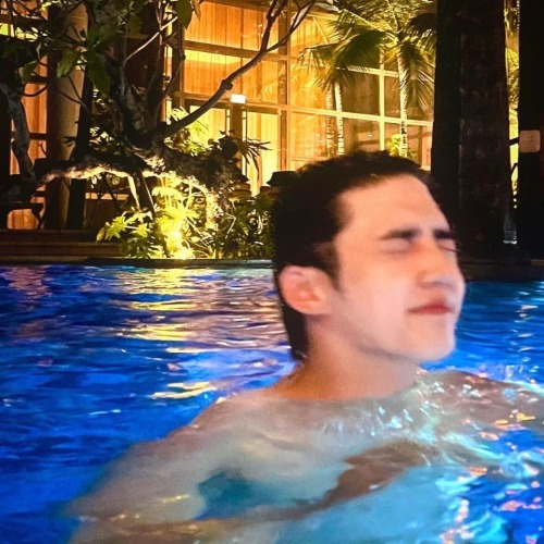 Late Night Swims W/ Choi Seungcheol Hc's Under The Cut
