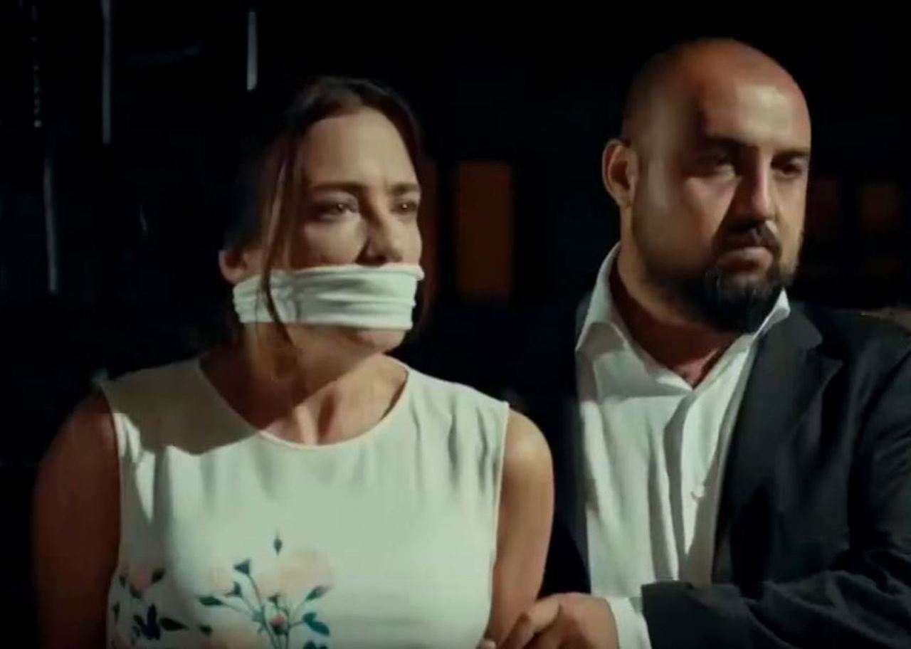 superbounduniverse: vekolroad: Multiple damsels #2 Superbound rating: 9.5 