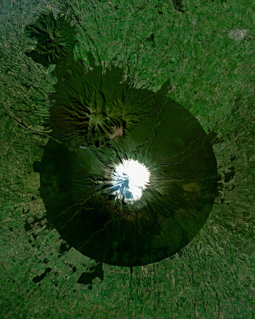 dailyoverview: Mount Taranaki, also known as Mount Egmont, is an active stratovolcano on the west co