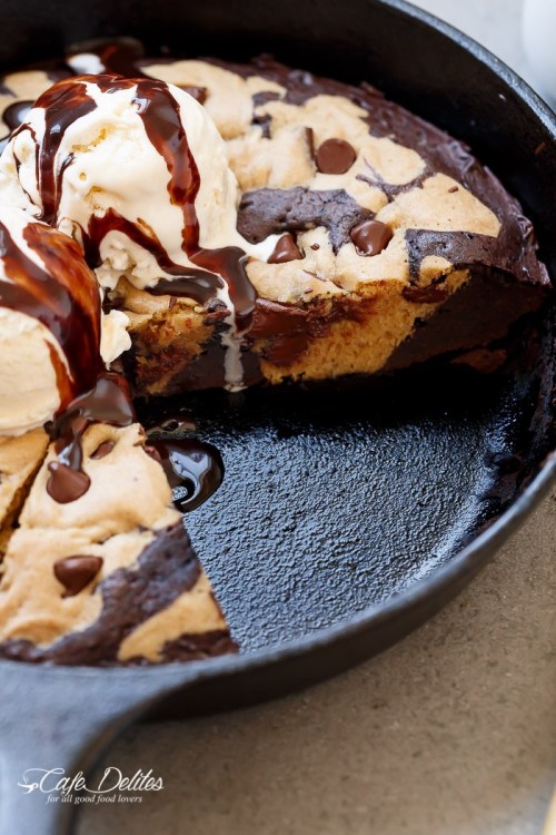 foodffs:   CHOCOLATE CHIP COOKIE MARBLED SKILLET BROWNIE Really nice recipes. Every hour. Show me what you cooked! 