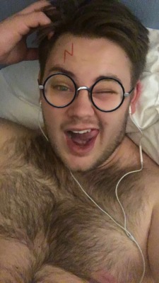 jax-cub:Harry (Chested) Potter!