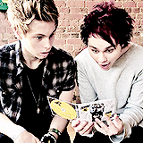 lukeshm:  @Michael5SOS: I’m gonna make you wish you never said goodbye @Luke5SOS: @Michael5SOS I’m just down the hall  