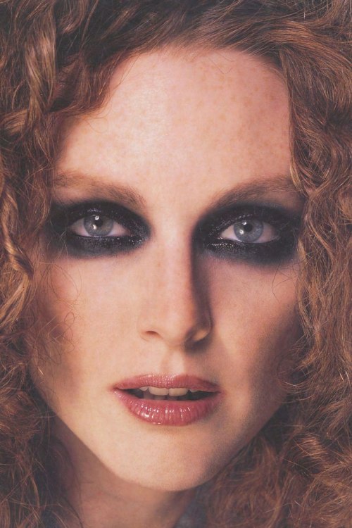 Actresses in Kevyn Aucoin’s project Face Forward. Part II: Susan Sarandron as Bette Davis, Jul